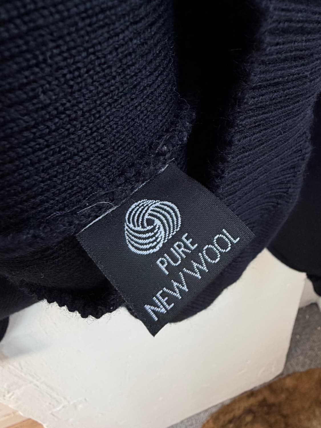 버버리 크레스트 로고 코만도 니트  상품이미지6