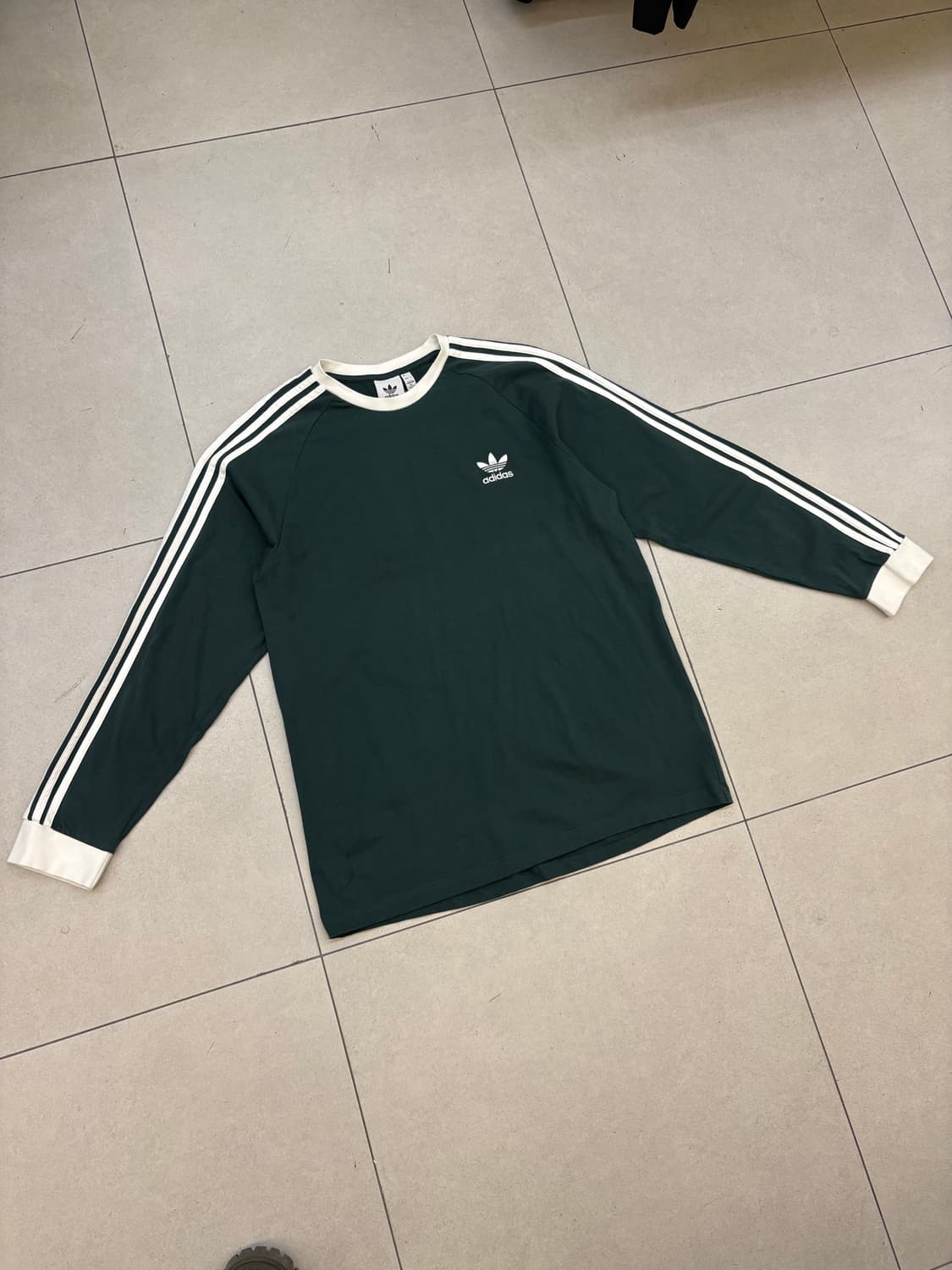아디다스 그린 스트라이프 롱슬리브 상품이미지2
