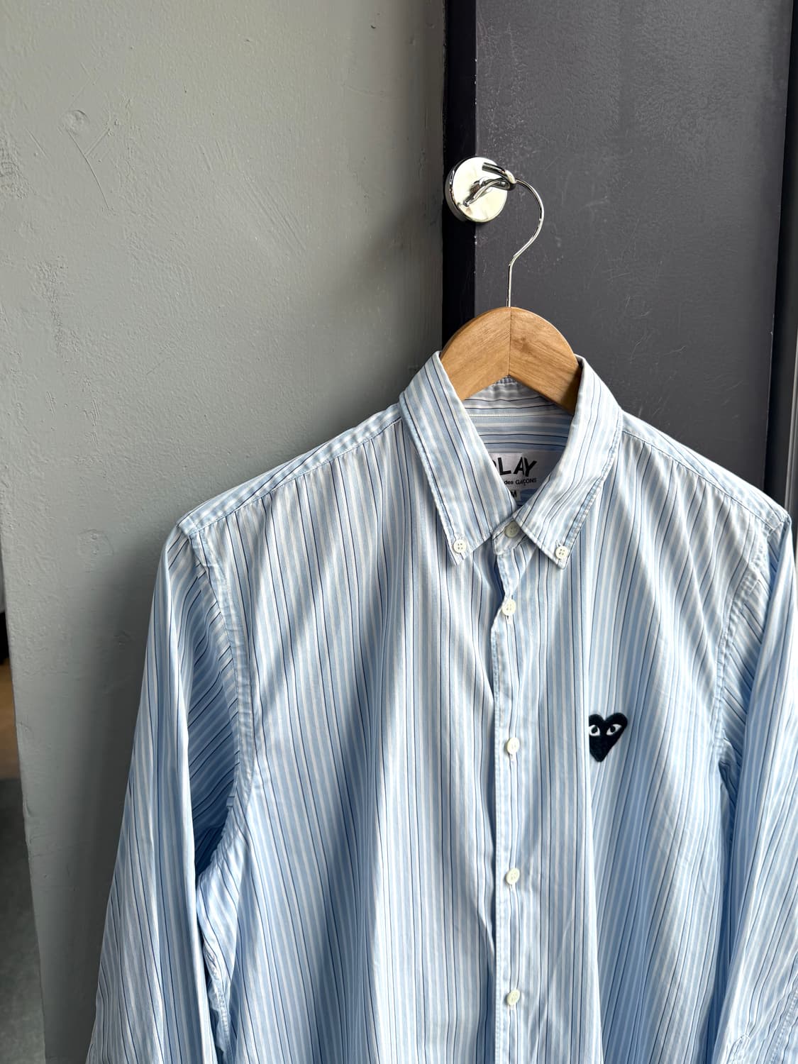 M/ 꼼데가르송 블랙하트 스트라이프 셔츠 상품이미지4