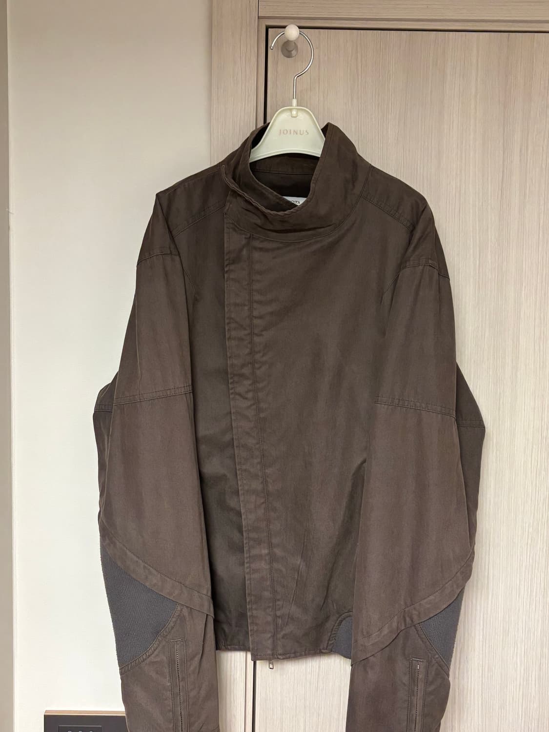 이그노타 코어8 익스플로러 자켓 상품이미지2