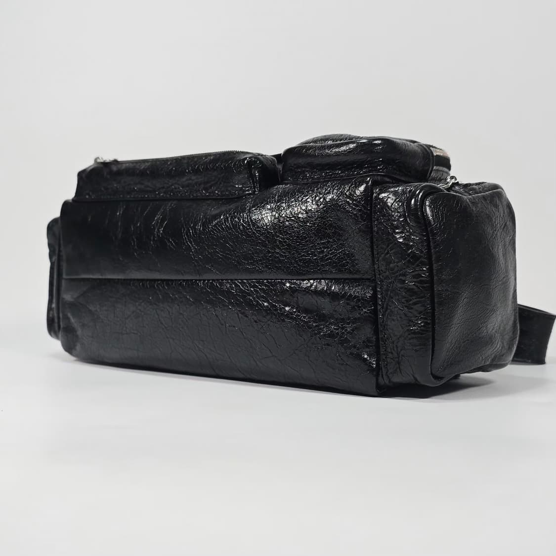 발렌시아가 슈퍼비지 XS 슬링백 숄더백 상품이미지7