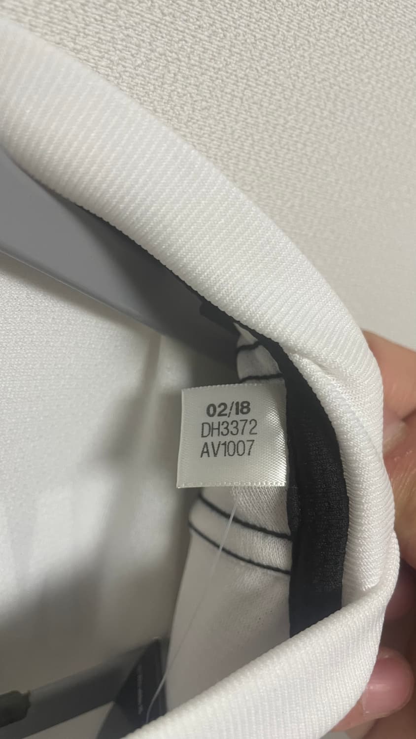 [택체 상품] 18-19 레알마드리드 모드리치 유니폼 상품이미지4