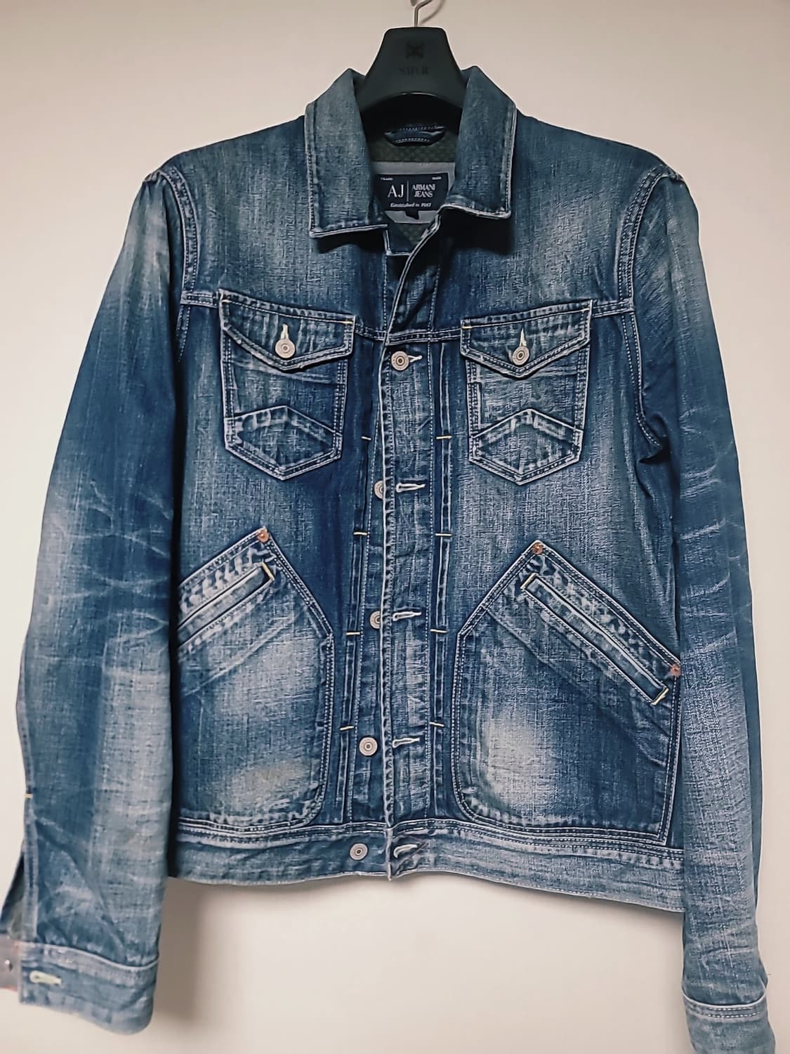 아르마니 상품이미지1