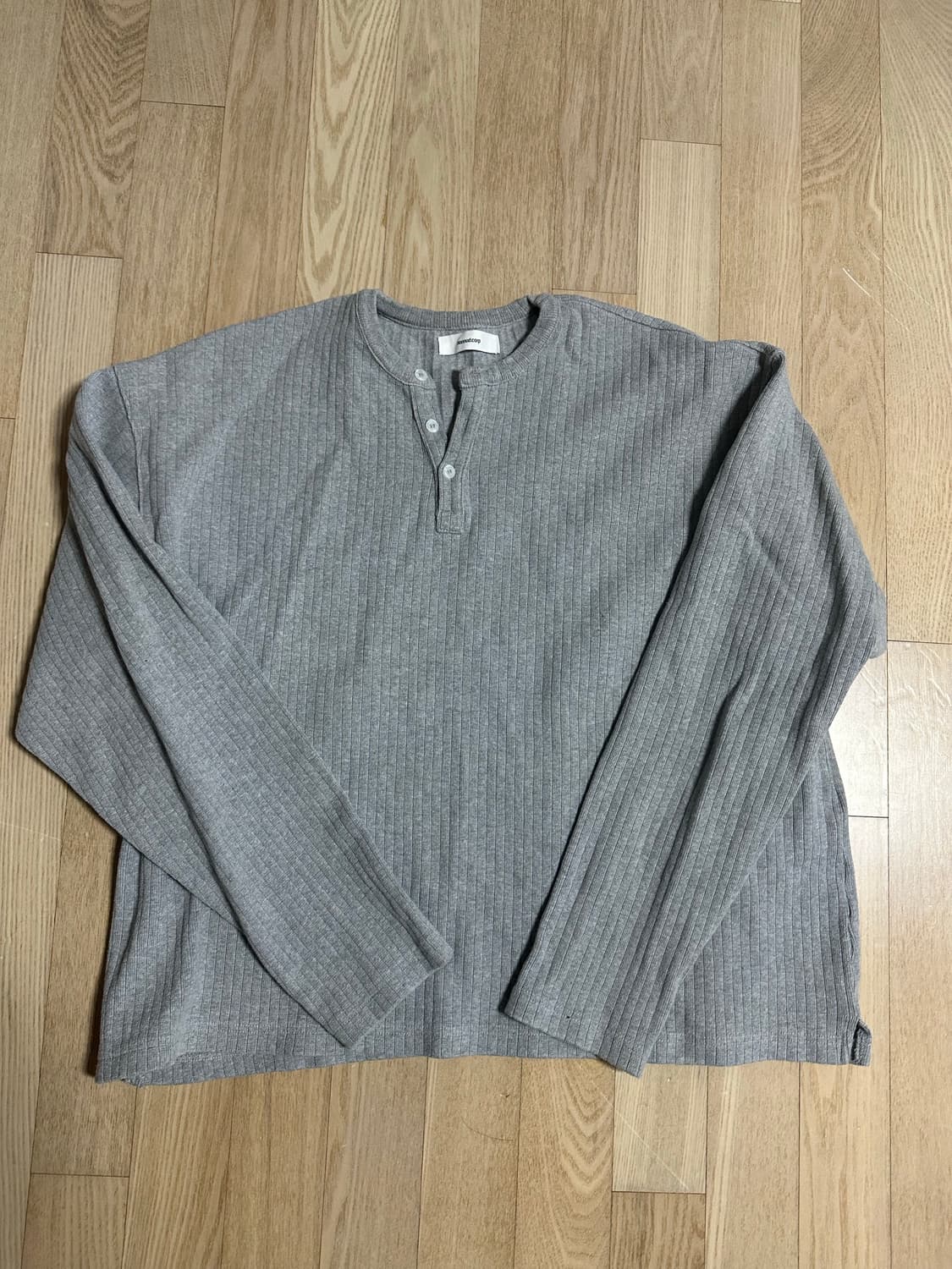 논노드 핑거홀 롱슬리브 상품이미지1