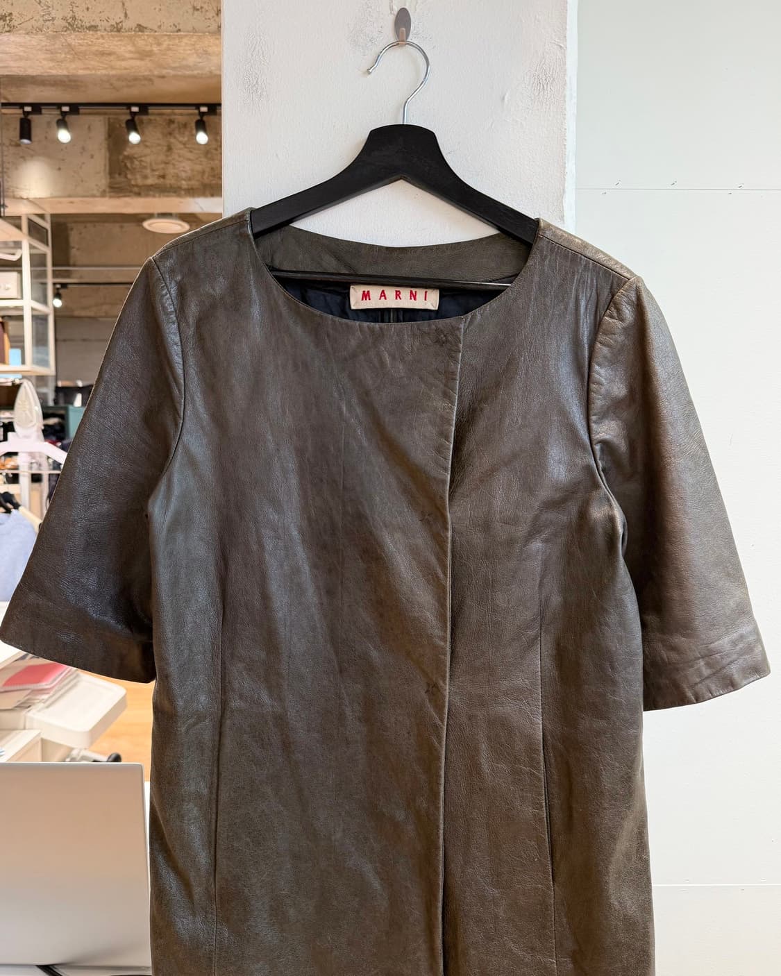 마르니 브라운 카우하인드 하프 자켓  상품이미지3