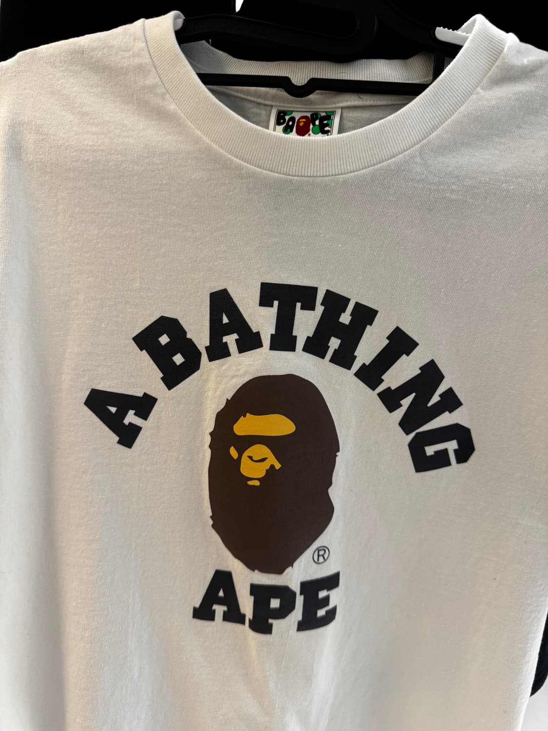 베이프 컬리지 티셔츠 화이트 상품이미지2