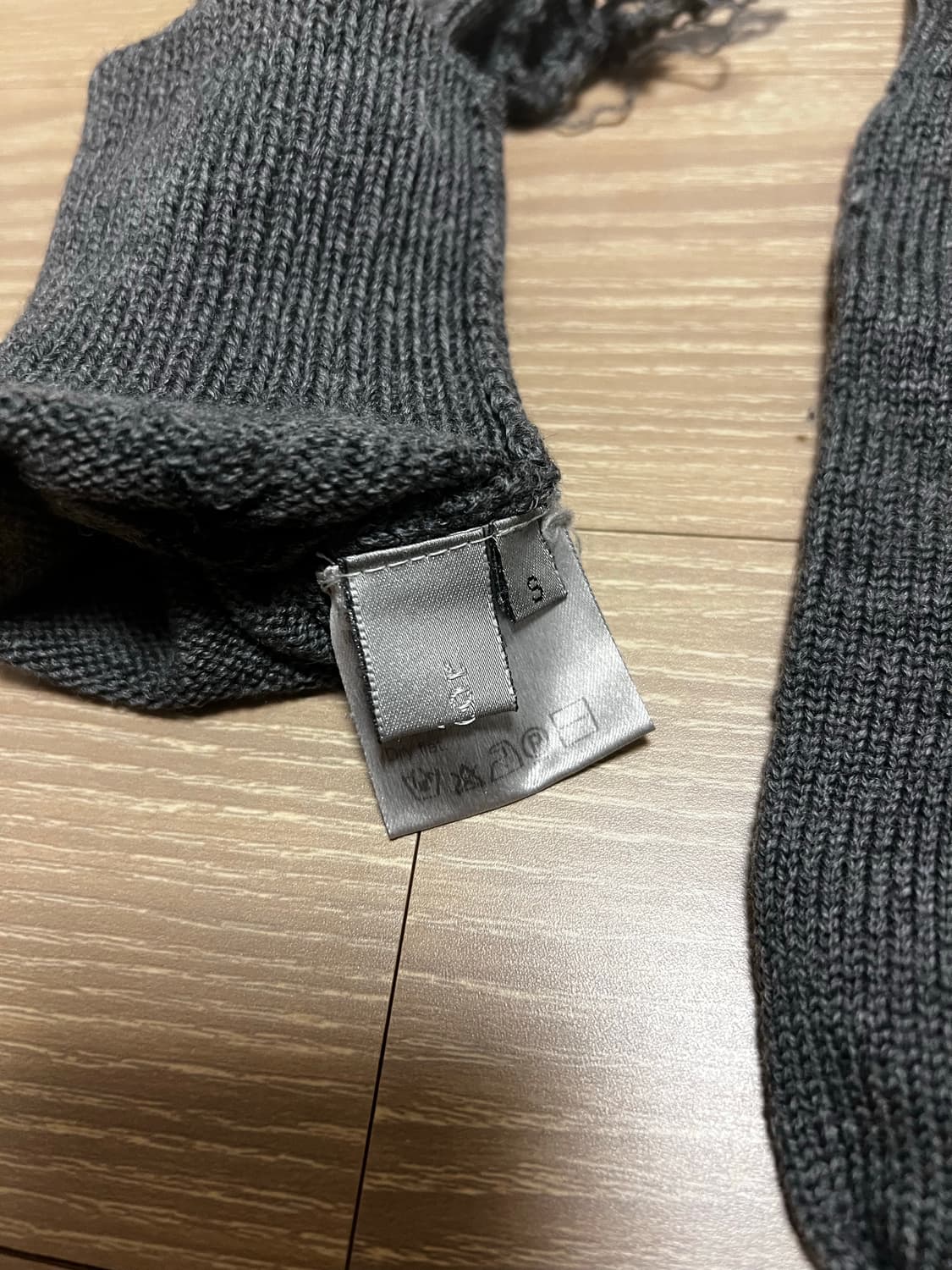 디올옴므 비자수 장갑 상품이미지4