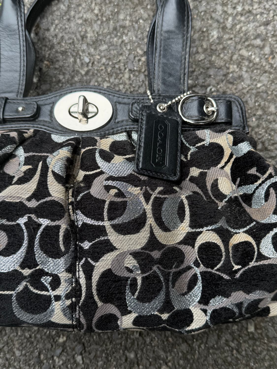 Coach Hampton Signature Jacquard Turnl 상품이미지4