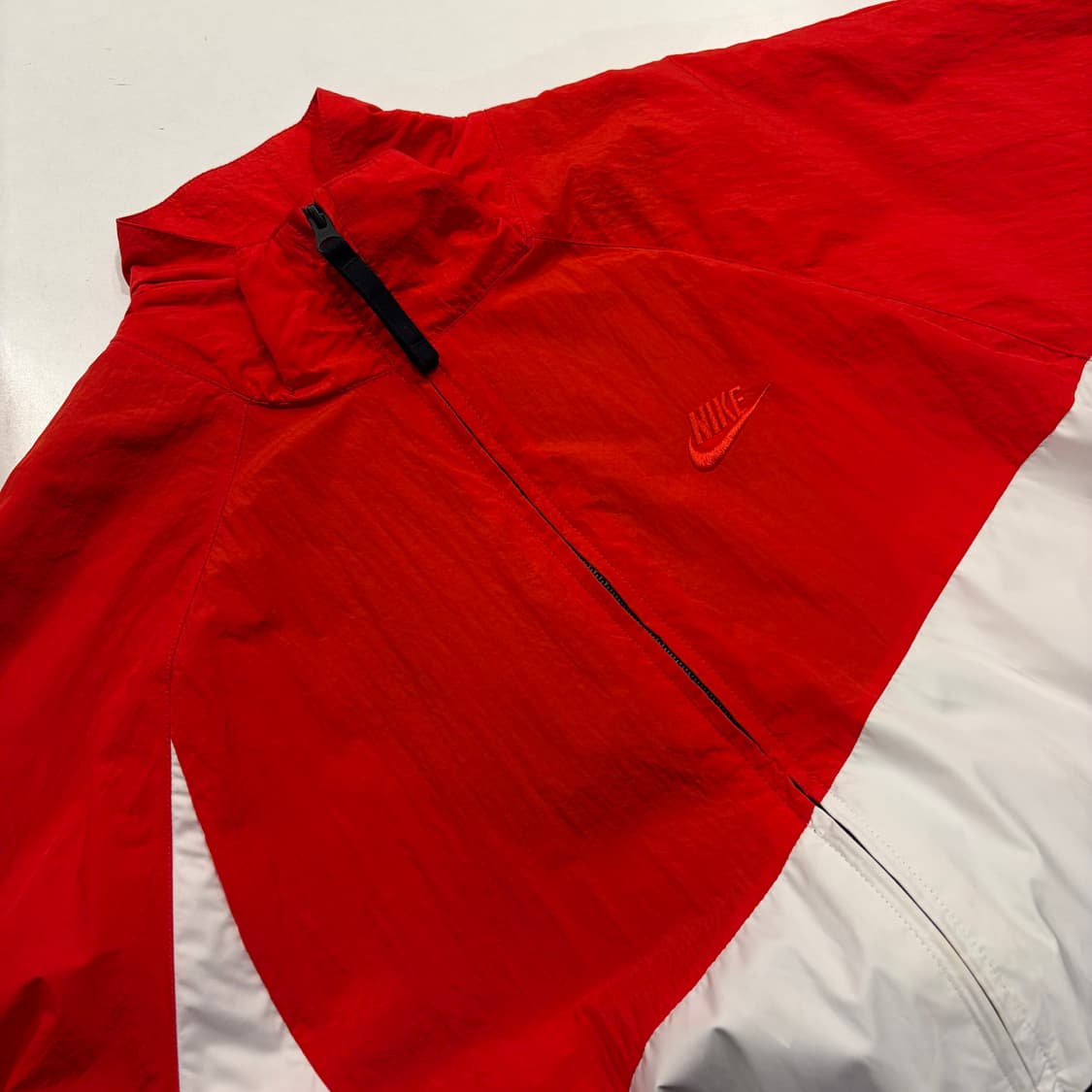 [L] 나이키 빅스우시 우븐 바람막이 레드/블랙 C973 상품이미지3
