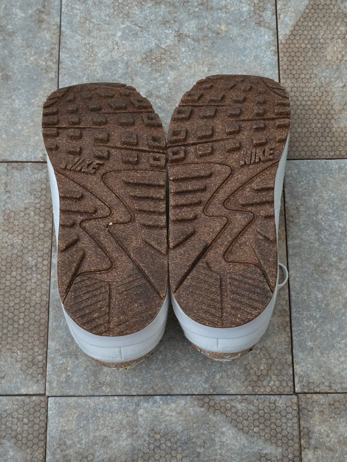 (240)나이키 에어맥스 90 se 코르크  상품이미지9