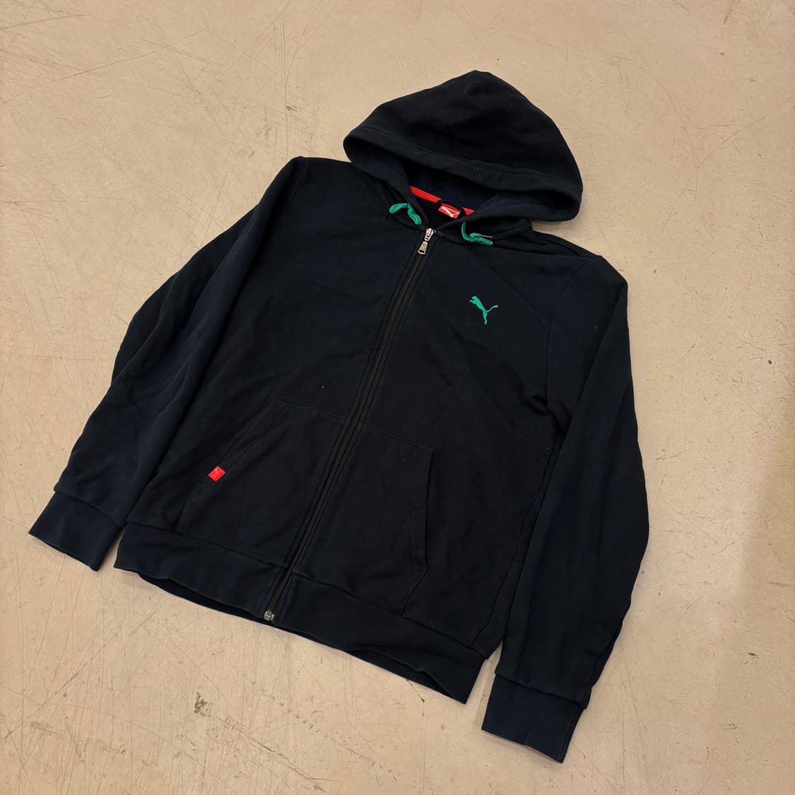 푸마 블랙 후드집업 상품이미지1