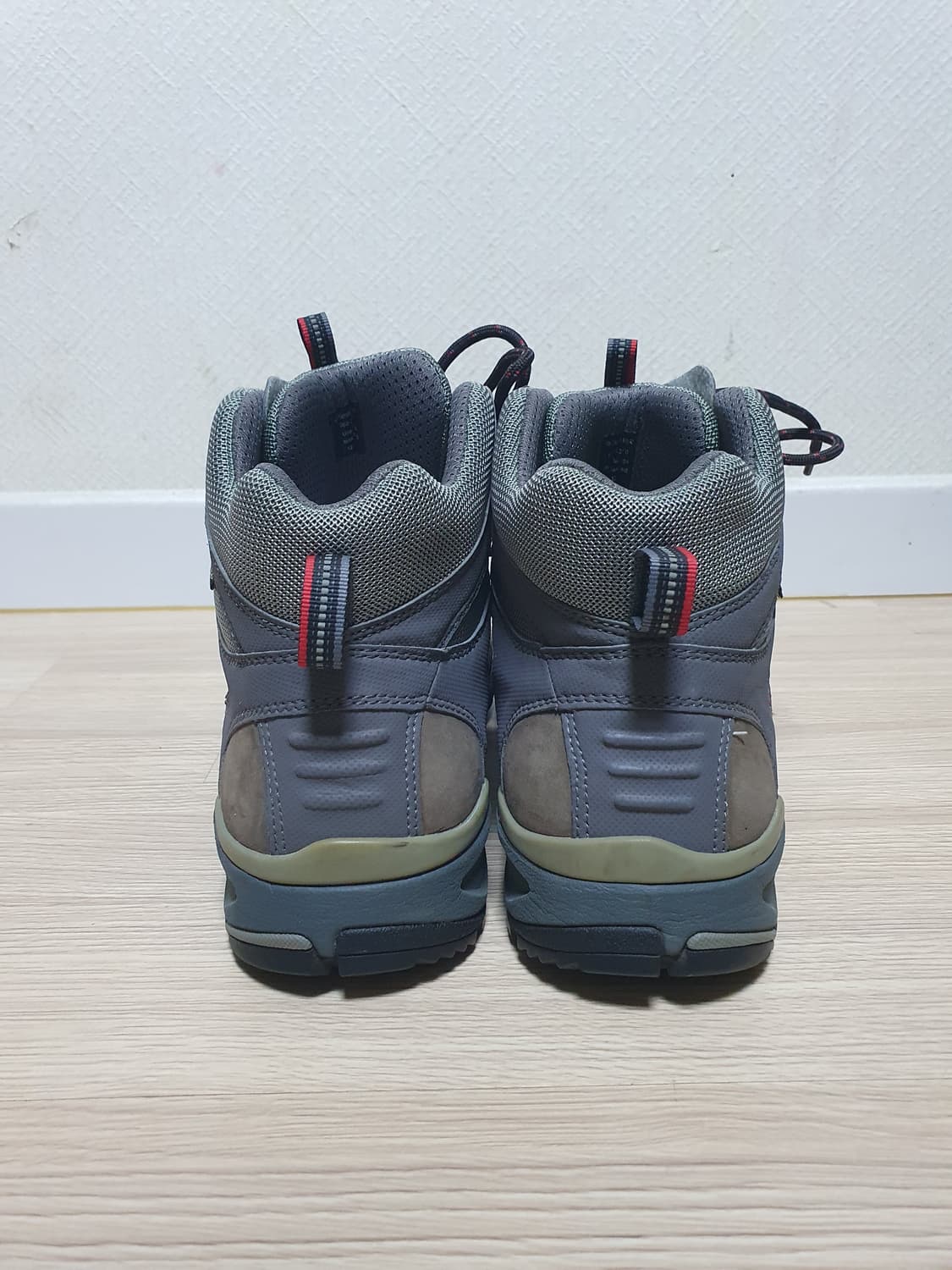 잠발란 고어텍스 비브람 등산화 290~95 상품이미지5