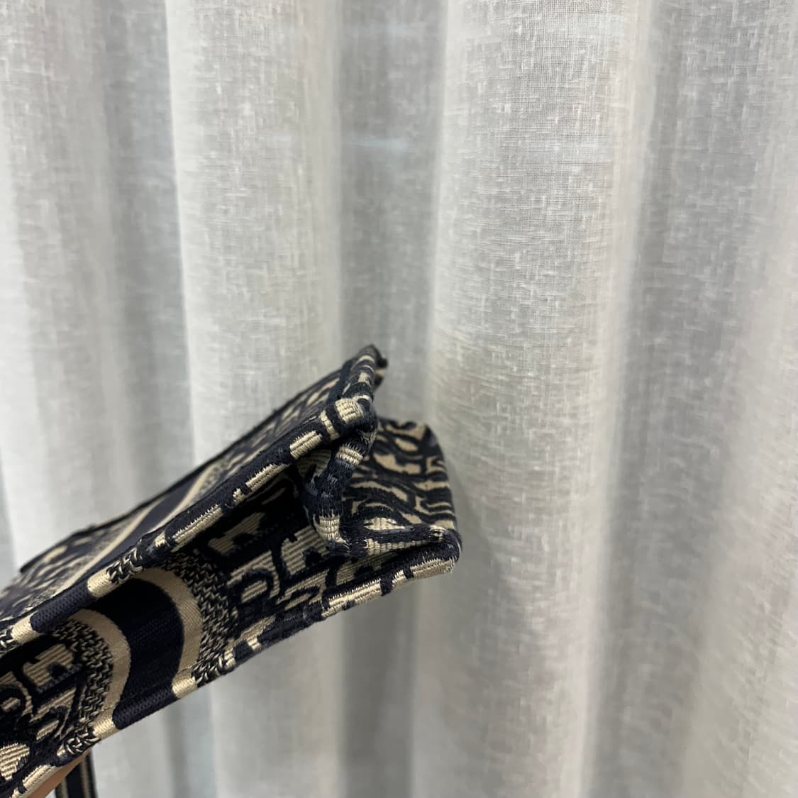 디올 오블리크 미니 북토트 폰홀더백 상품이미지4