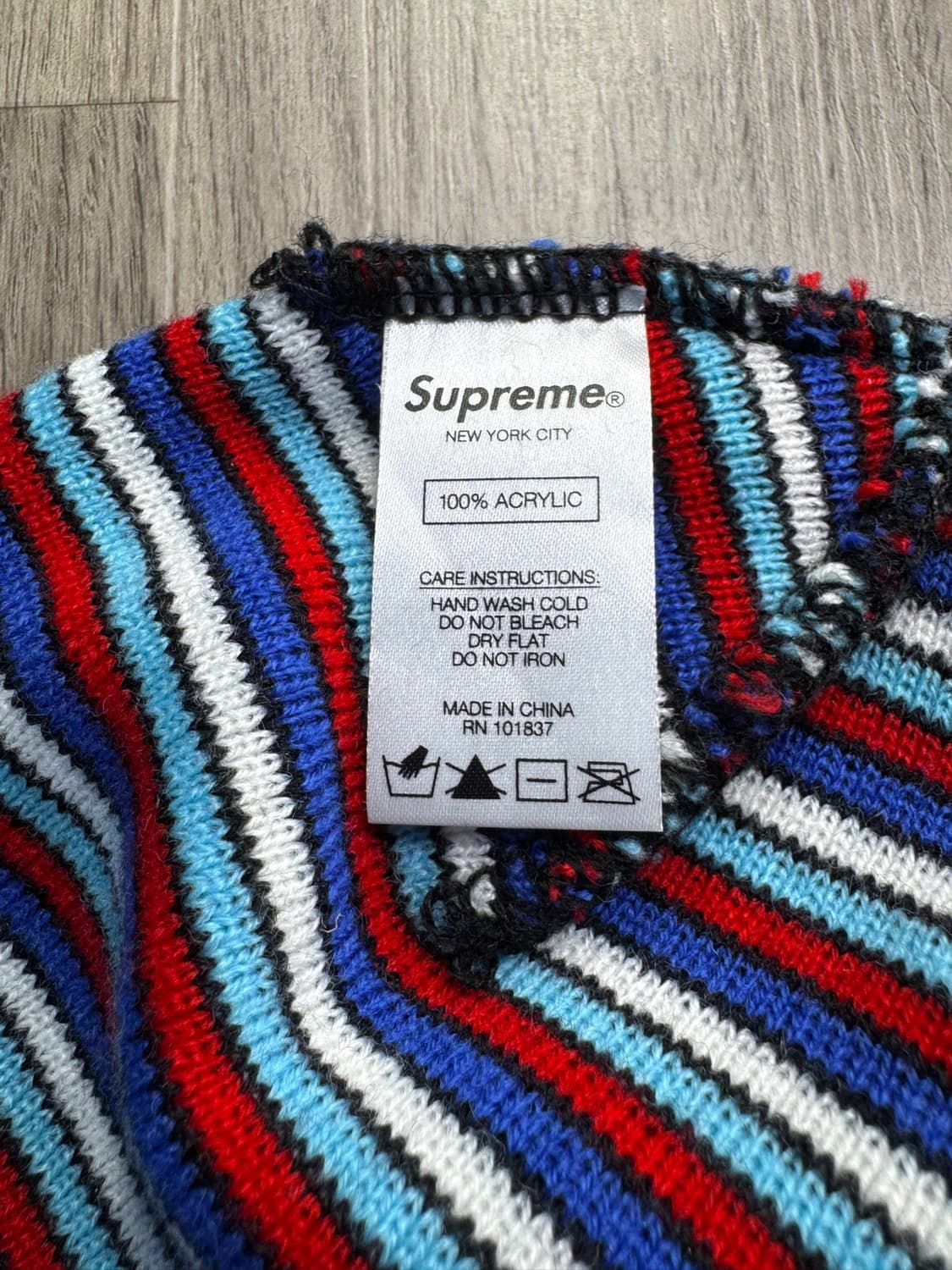 17FW 슈프림 스트라이프 오벌로고 비니 멀티컬러 상품이미지2