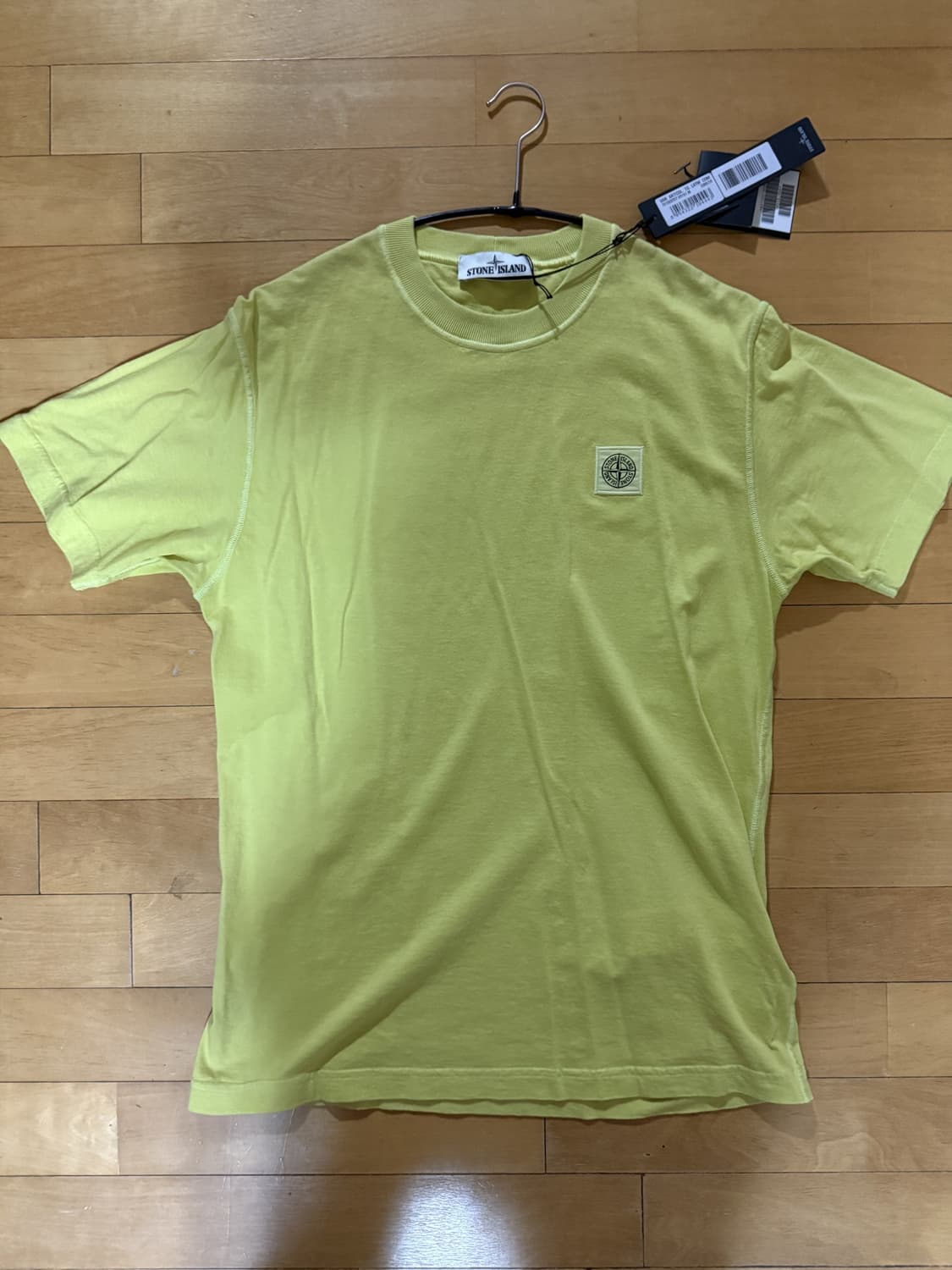 스톤아일랜드 머서라이즈드 코튼 자수로고 패치 반팔티셔츠 상품이미지1