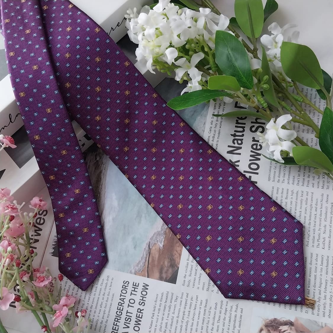 닥스 실크 퍼플 마이크로 패턴 넥타이 8.2cm A+등급 K1584
 상품이미지3