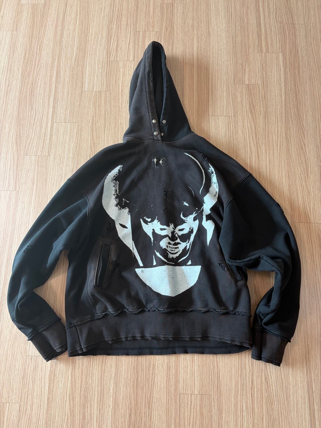 떠그클럽 사탄 후드 상품이미지1