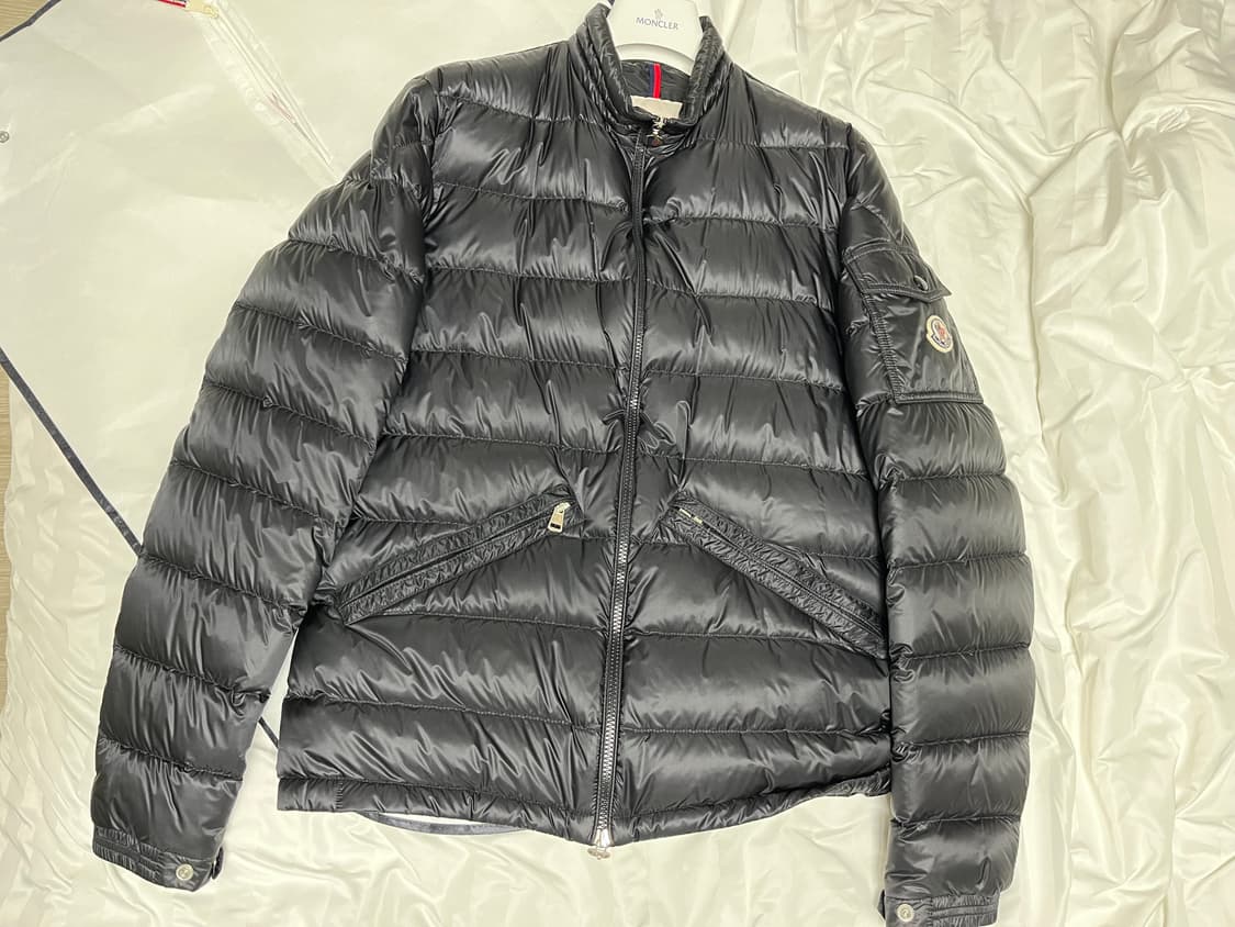 몽클레어 아게이  블랙 4사이즈 상품이미지1