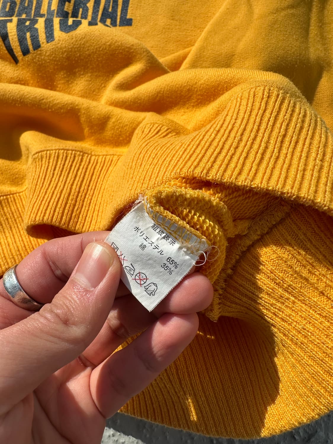 HILLCROP 옐로우 맨투맨 스웻셔츠 상품이미지4