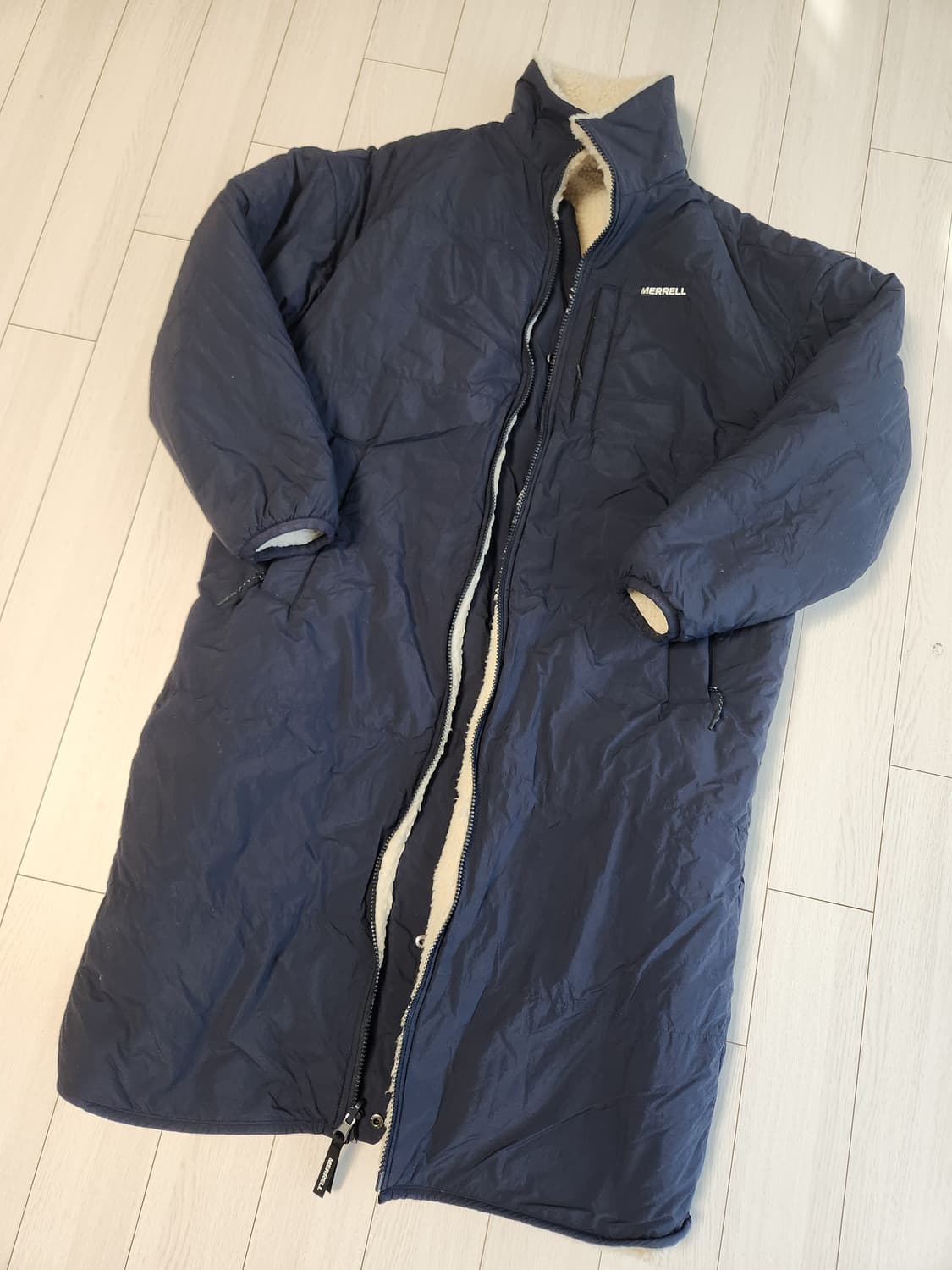 머렐 여성 하이넥 리버시블 롱 플리스 사이즈90(s)

여러 중고사이트에 상품이미지3