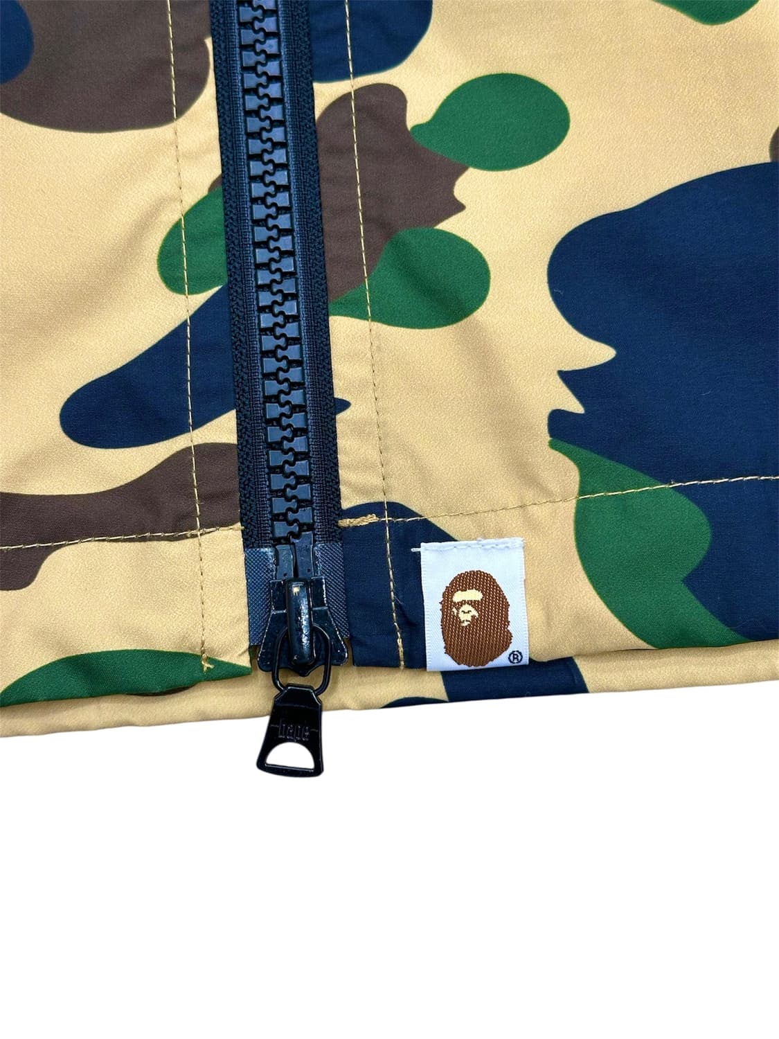 A BATHING APE Shark Camo Jacket 상품이미지5