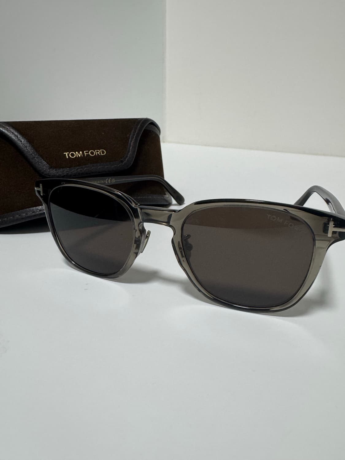 톰포드 선글라스 상품이미지1