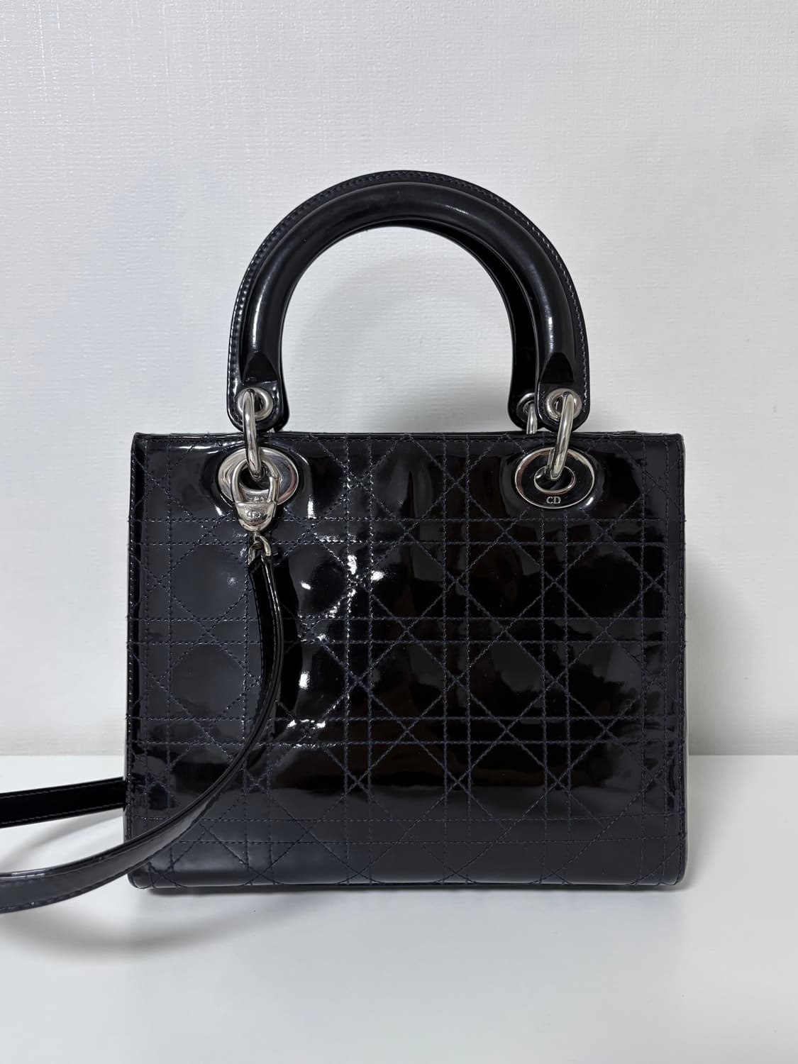 디올 레이디 미디움 페이던트 상품이미지5