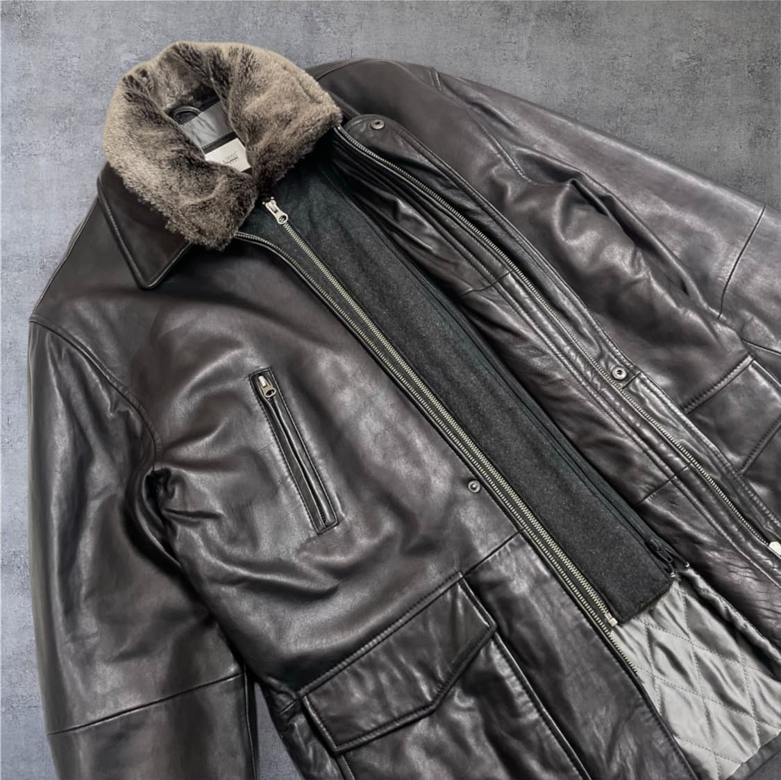 조셉앤페이스 Joseph & Feiss 블랙 천연가죽 퍼카라 하프코트 M 상품이미지2