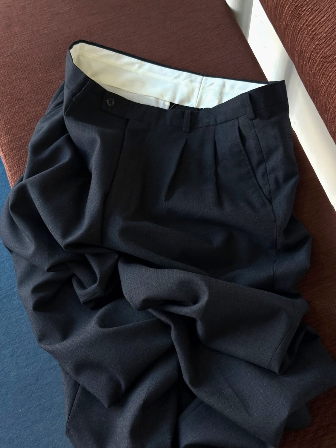 Wool pinstripe design 2 tuck trouser 상품이미지1