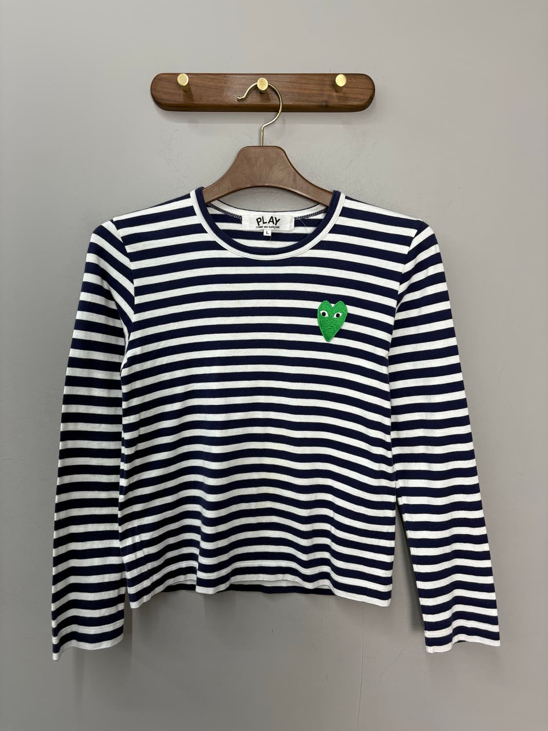 꼼데가르송 빅그린와펜 스트라이프 슬리브리스 A3294 상품이미지2