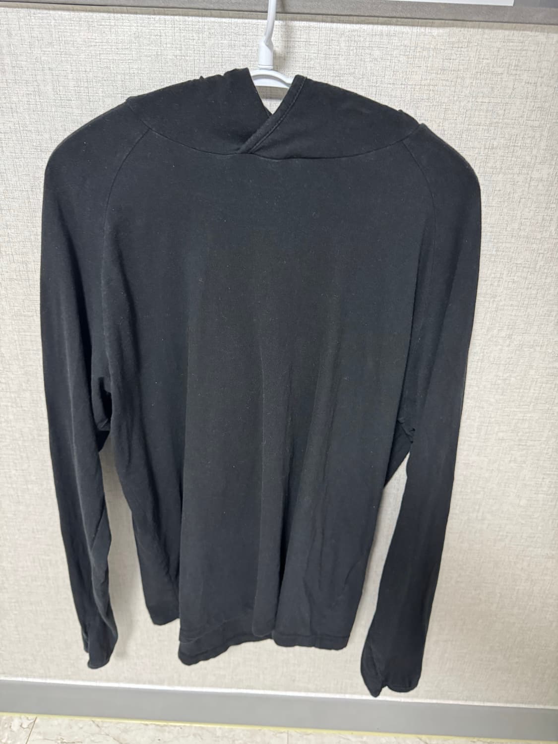 해칭룸 베이스 후디 블랙 2사이즈 상품이미지1