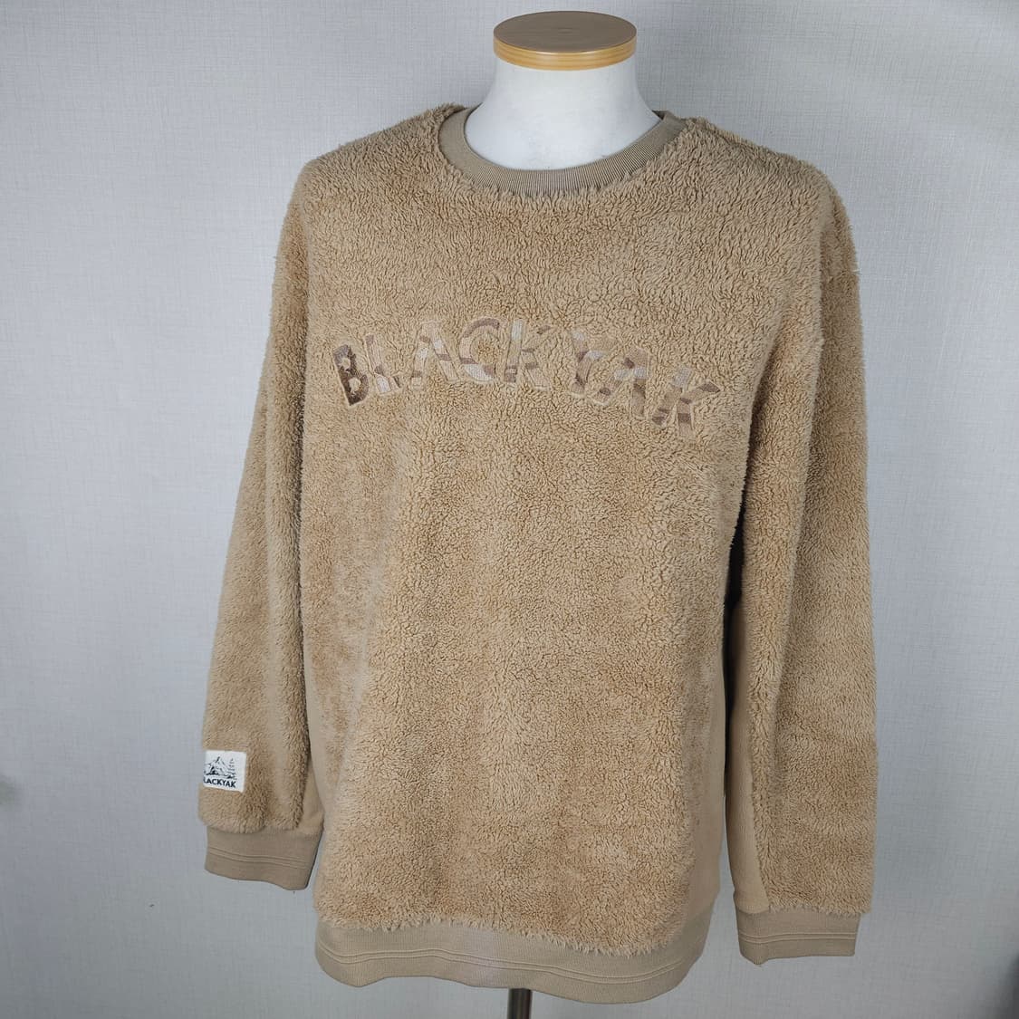 블랙야크 양털 맨투맨 남자105사이즈  상품이미지1