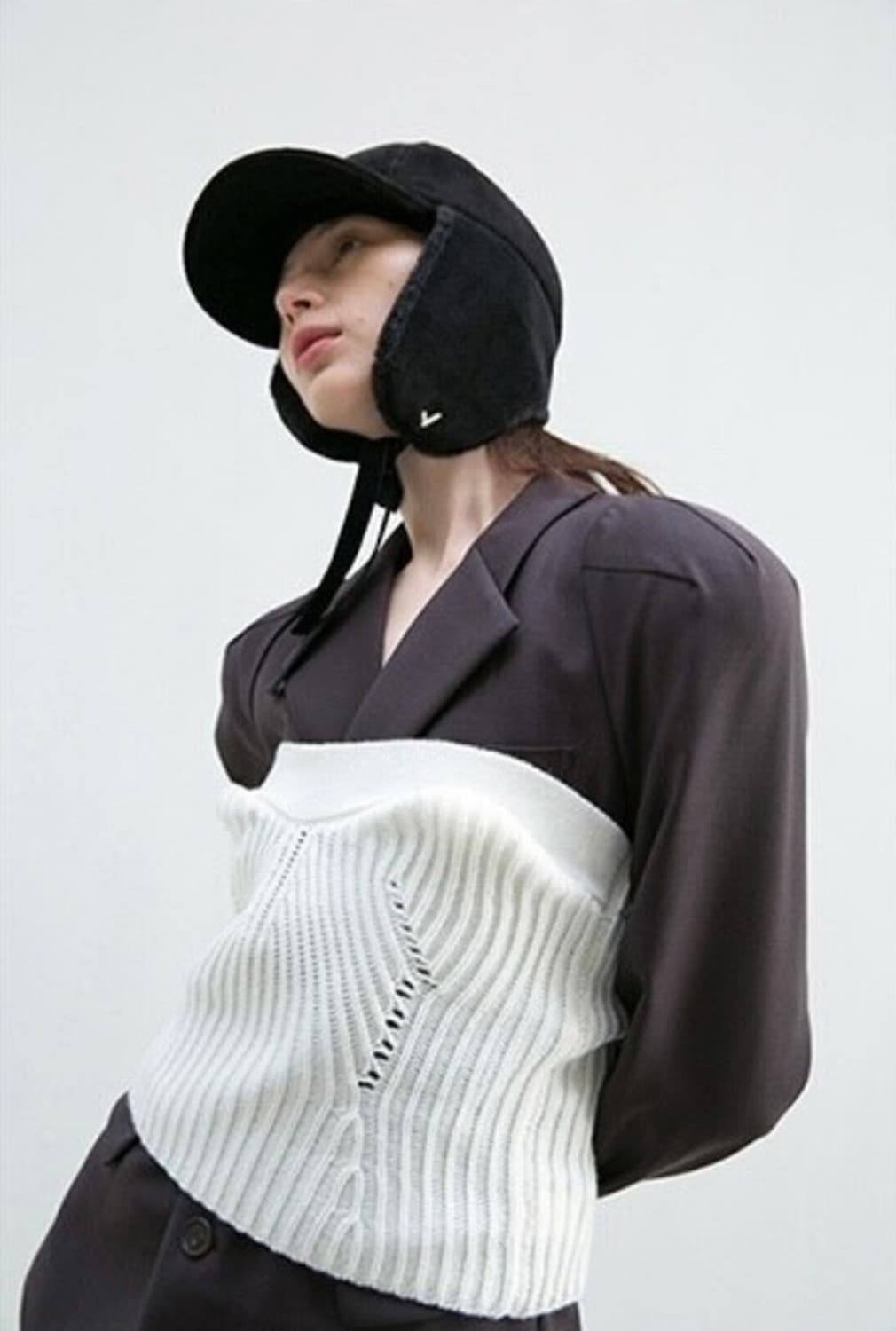 어썸니즈 트래퍼 캡 상품이미지2