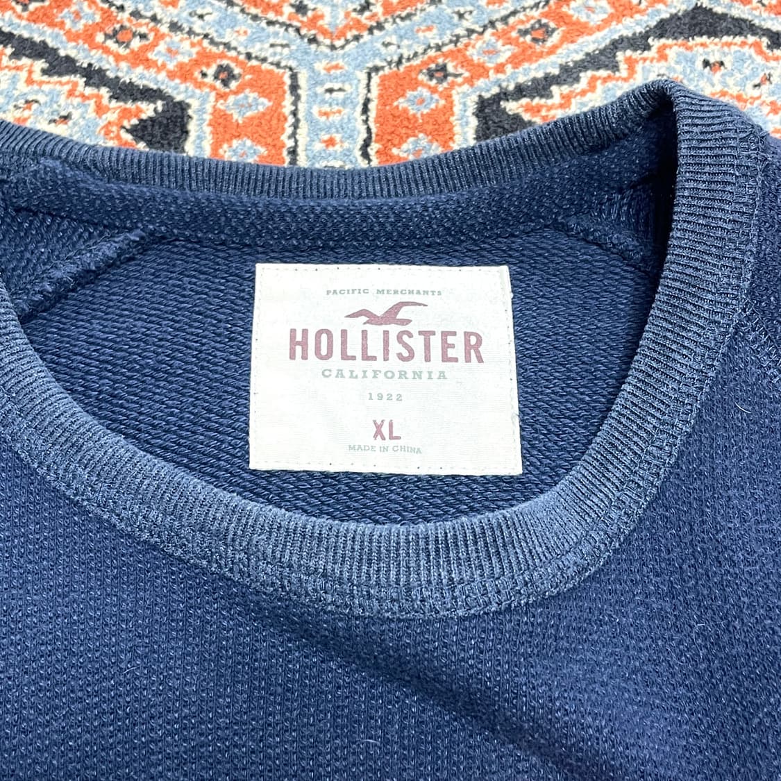 홀리스터 스펠로고 네이비 긴팔티셔츠 남성XL 상품이미지3