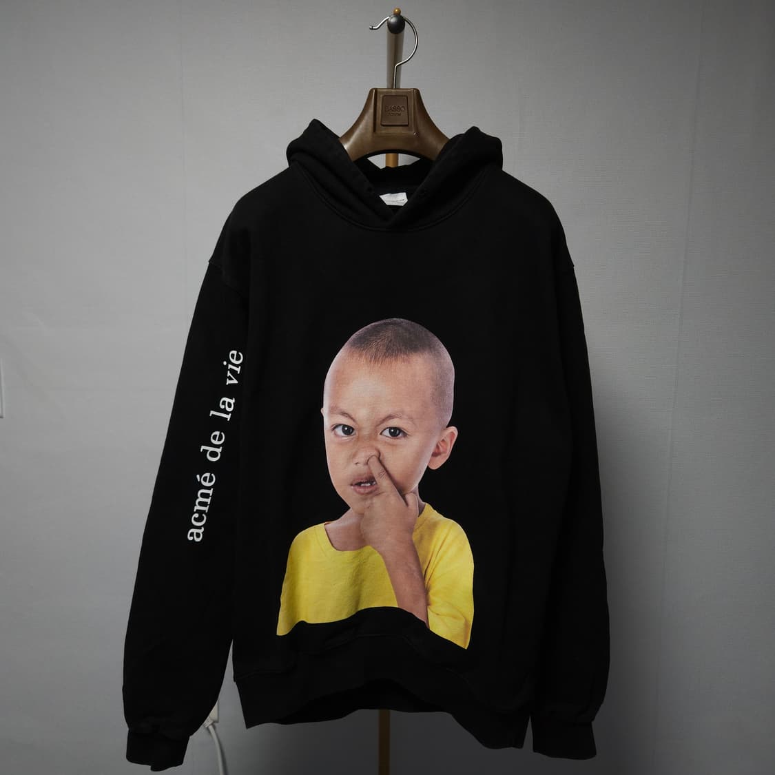 1 ) 아크메드라비 후드티 상품이미지1