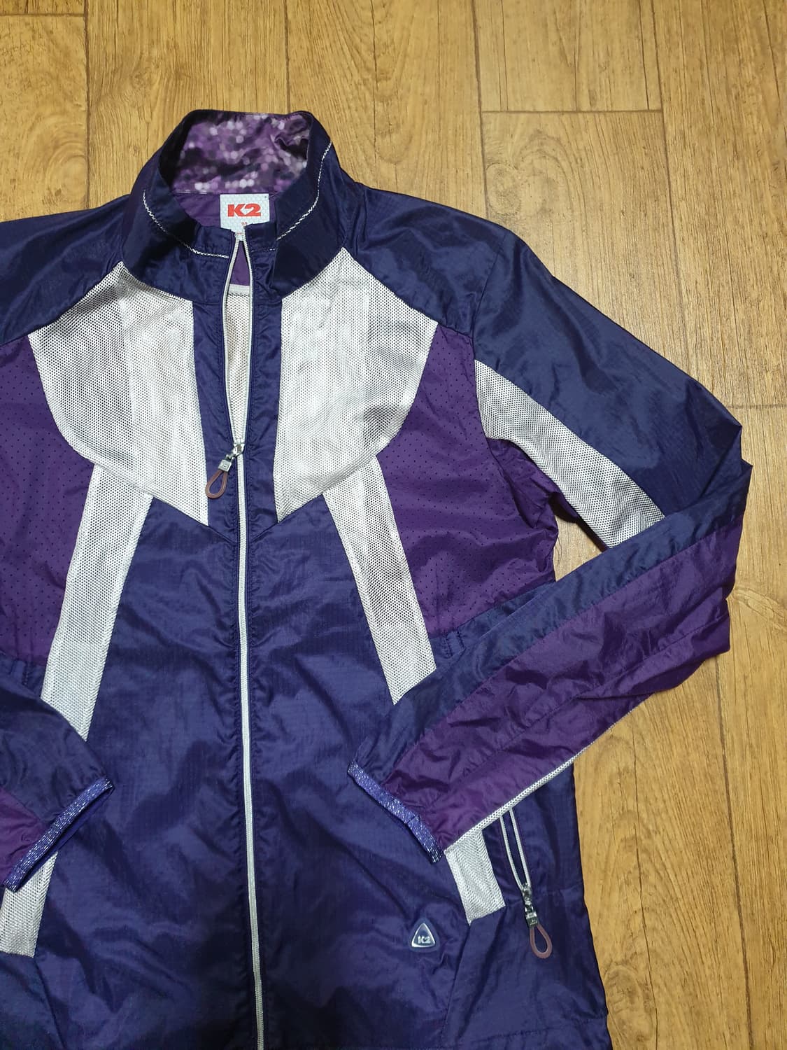 1217 k2 아웃도어 바람막이 90 사이즈입니다 상품이미지3