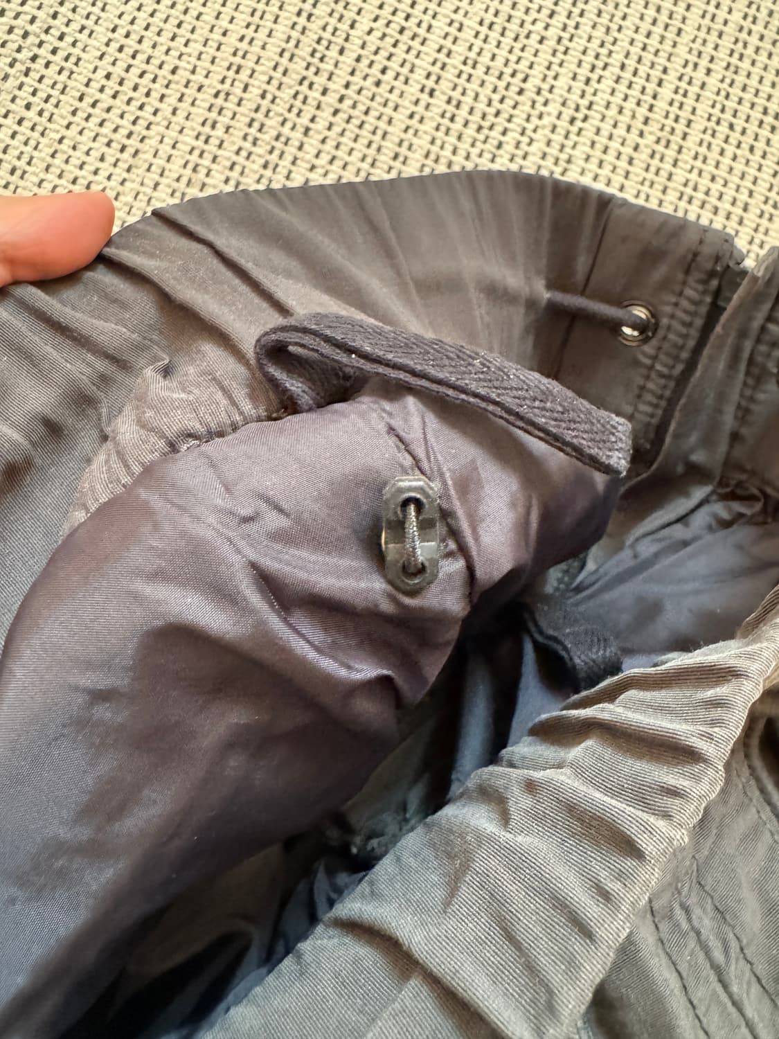 Rip van winkle  블랙 나일론 셔링 팬츠 상품이미지7