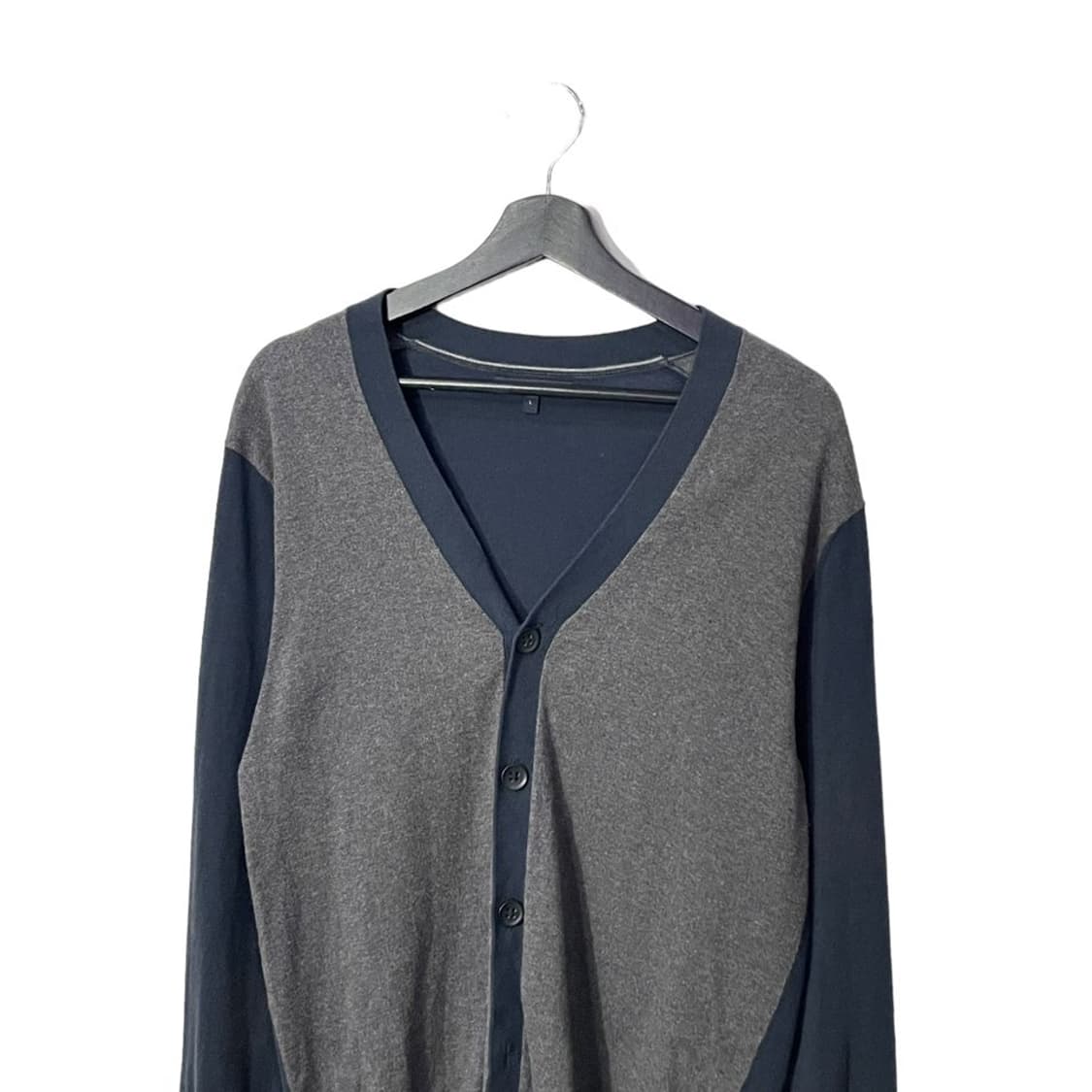  바나나리퍼블릭 브이넥 배색 가디건 상품이미지4