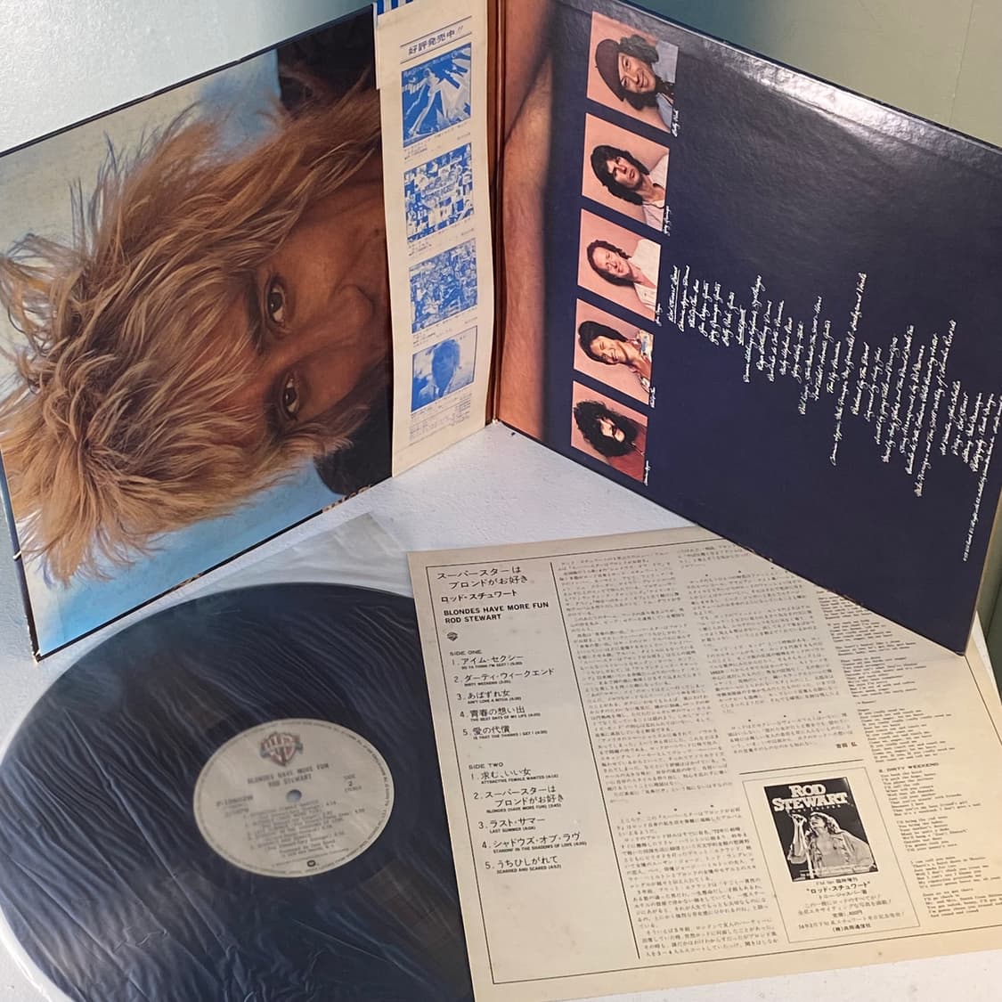 (중고LP-팝록) Rod Stewart -Blondes Have 상품이미지3