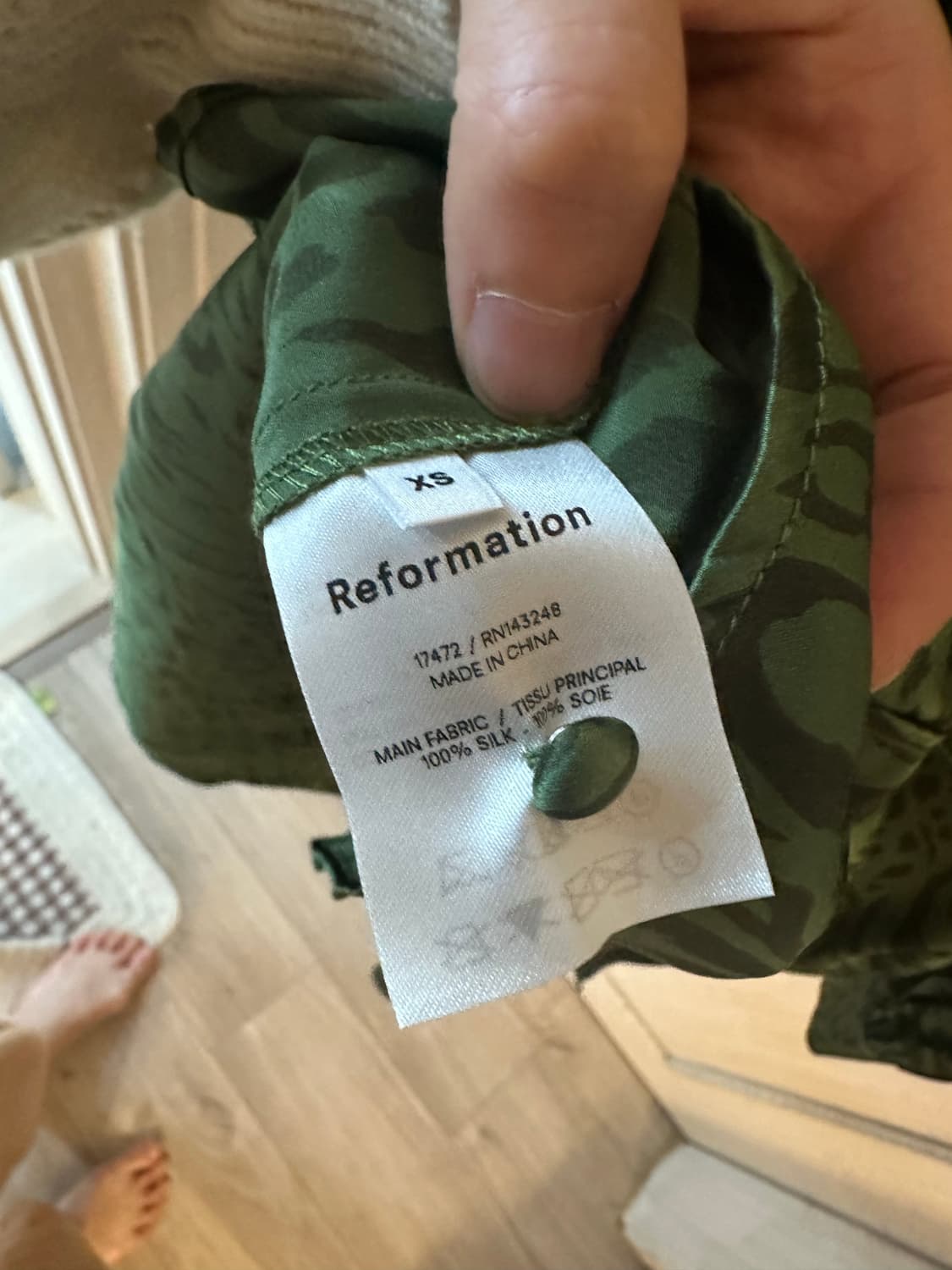 새상품 리포메이션 케나 레오파드 프린트 랩 실크 미니 드레스 XS 상품이미지6