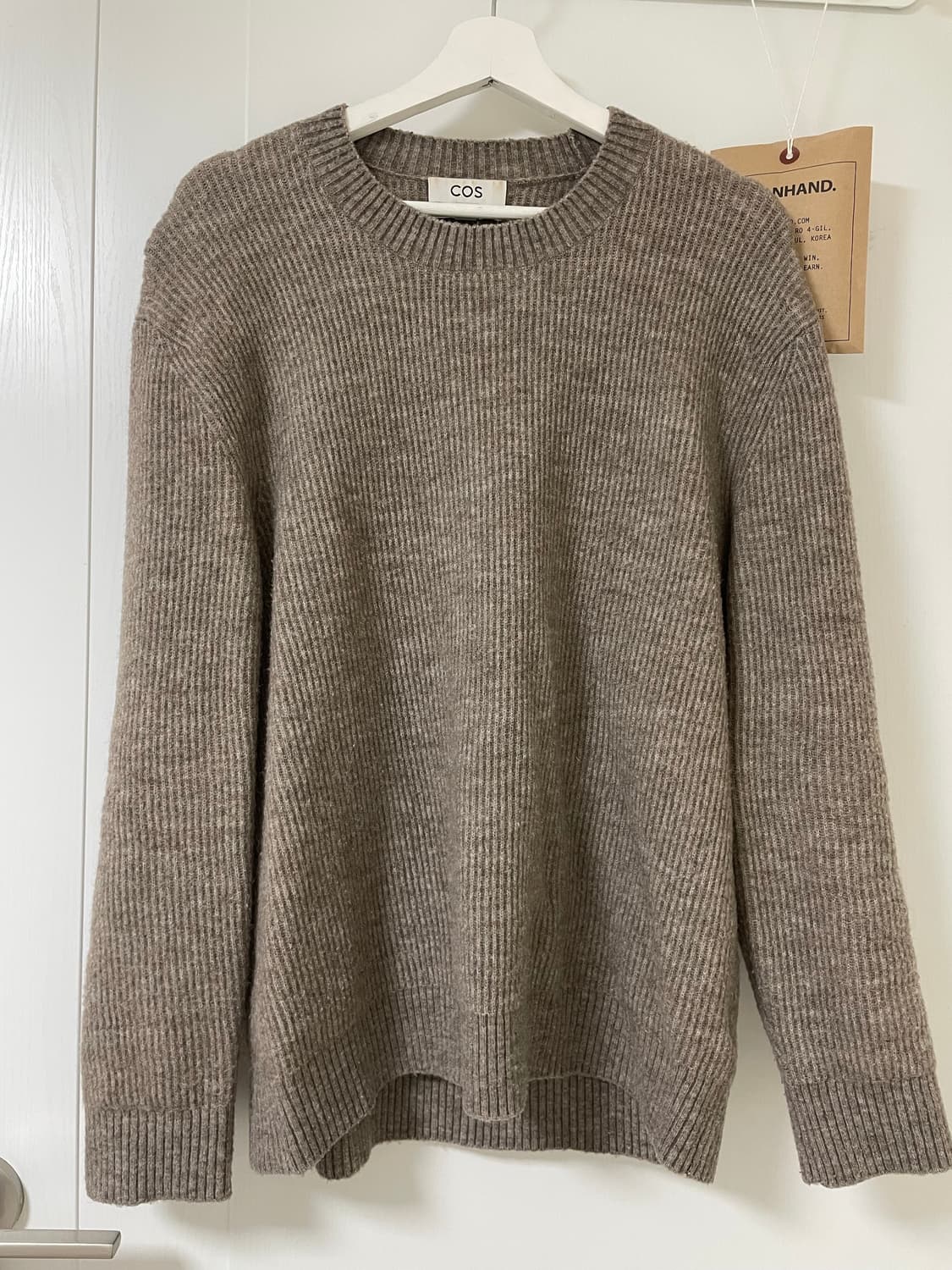 크루넥 브라운 니트 상품이미지1