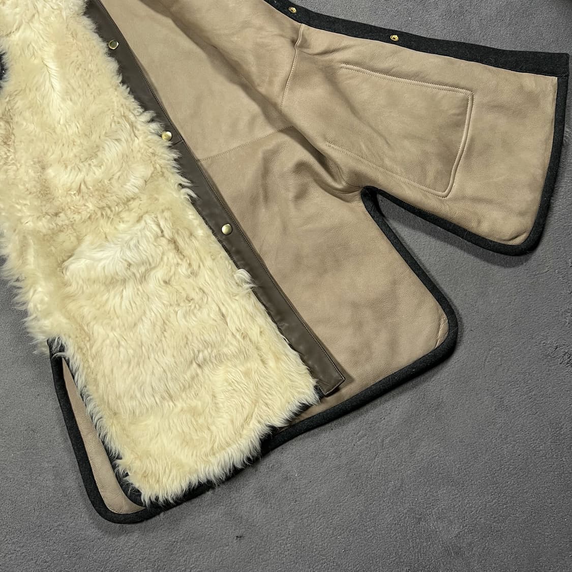 MARNI 마르니 양털 시어링 베스트 롱 무스탕 자켓 상품이미지3