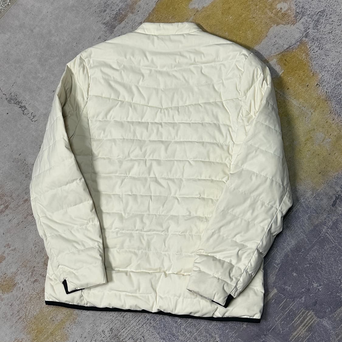 뉴발란스 구스다운 경량패딩 m 상품이미지3