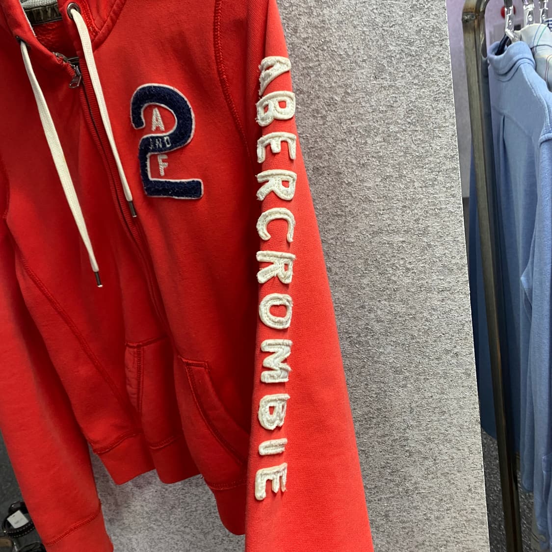 아베크롬비 사이드 스펠로고 y2k 레드 후드집업 B4291 상품이미지5