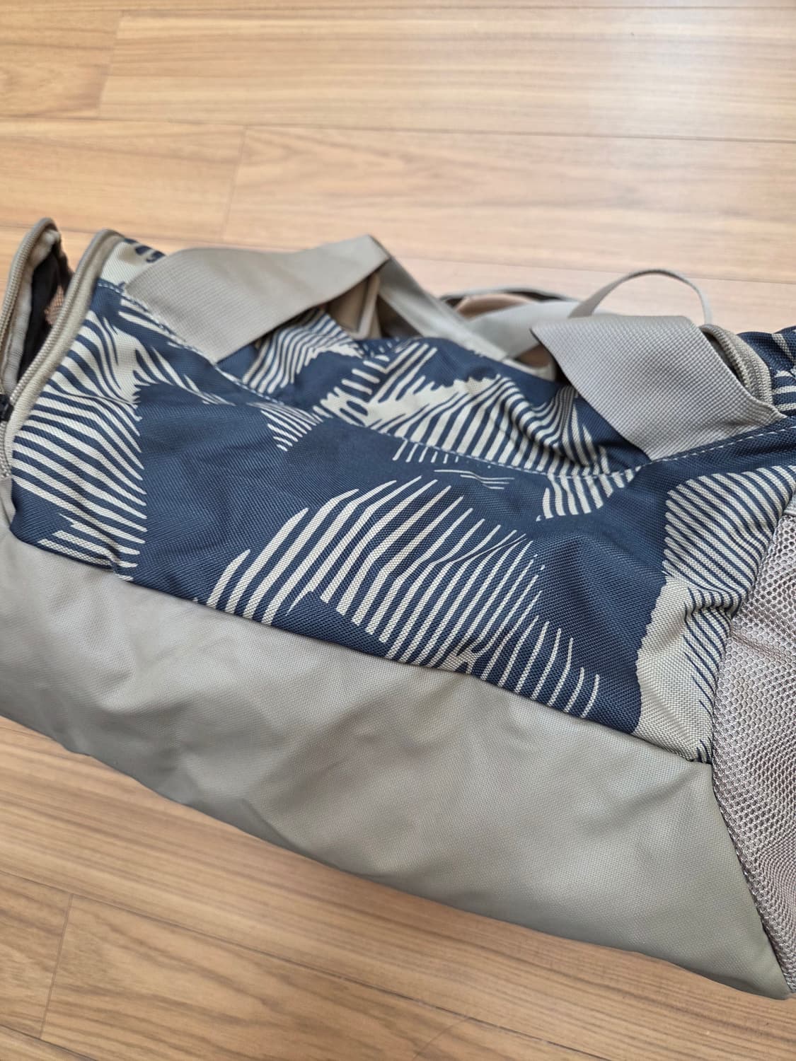 ​[나이키] 그래픽 더플백 (헬스/운동용 가방)
​나이키 정품 더플백 판 상품이미지5