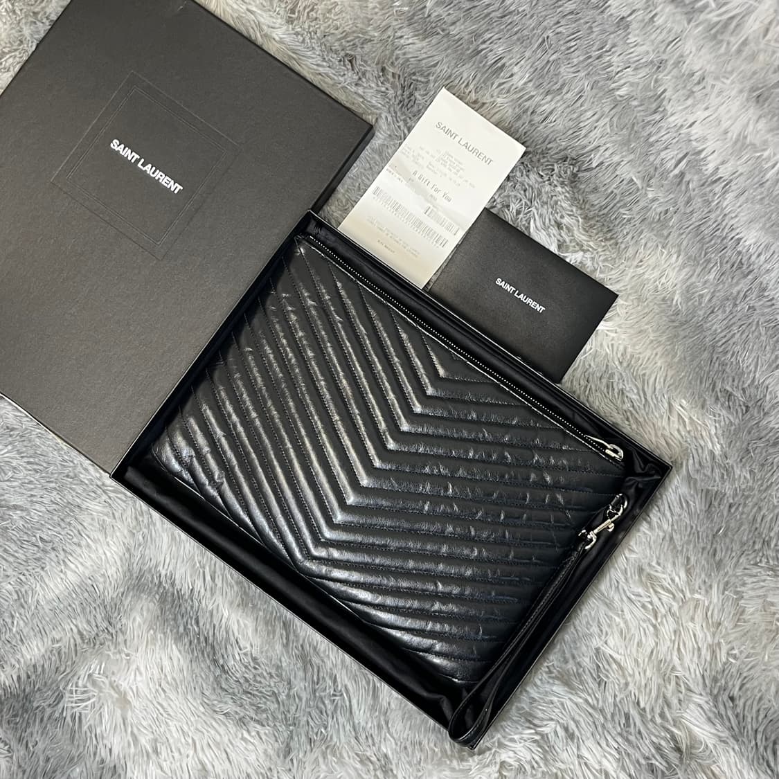 입생로랑 마틀라세 클러치 M사이즈 상품이미지2