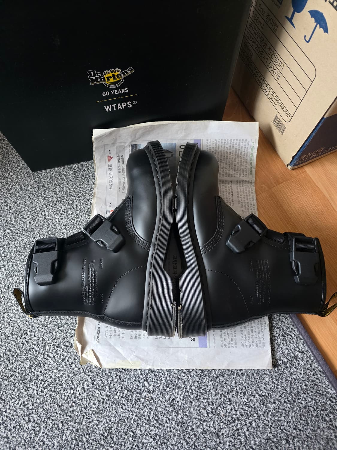 [UK6 250] 닥터마틴 x 더블탭스 WTAPS 1460 리마스터 부츠 상품이미지4