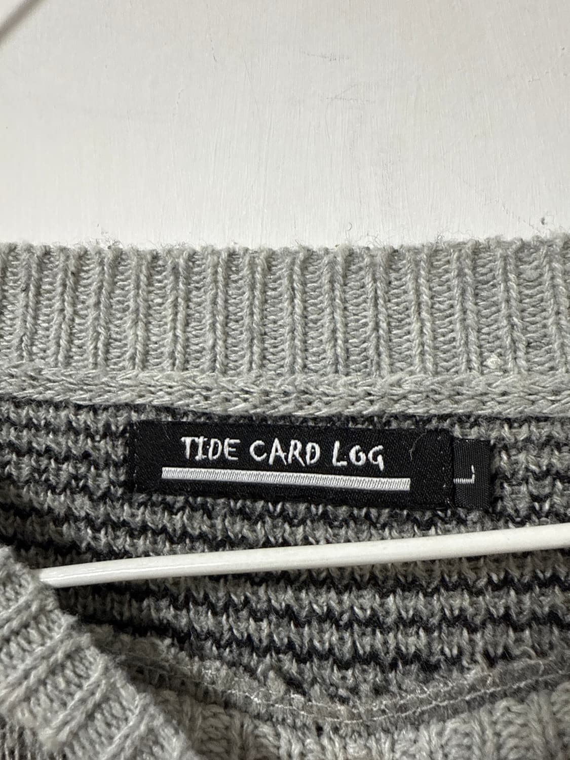 TIDE CARD LOG 블랙앤화이트 오버핏 카모 니트 상품이미지4