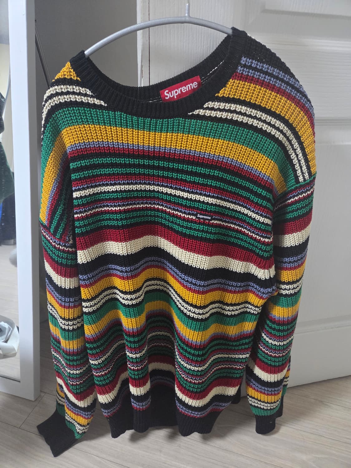 슈프림 스몰 박스 립드 스웨터 멀티컬러 - 23FW 상품이미지6