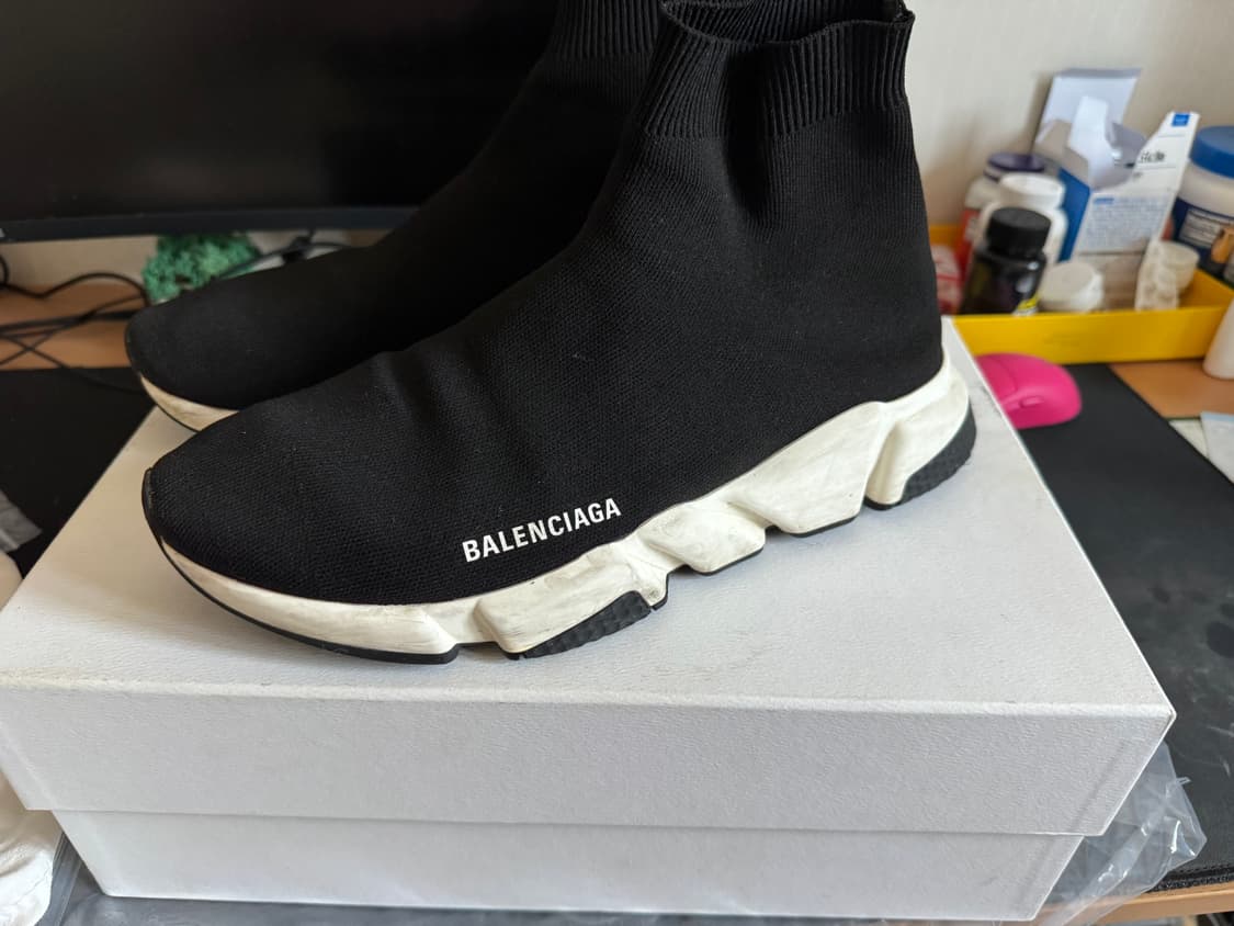 발렌시아가 스피드러너 43 상품이미지1